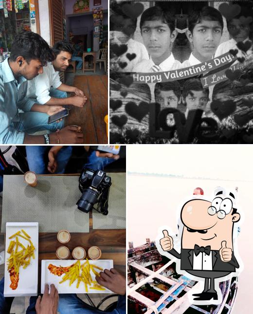 Famous matar samosa restaurant