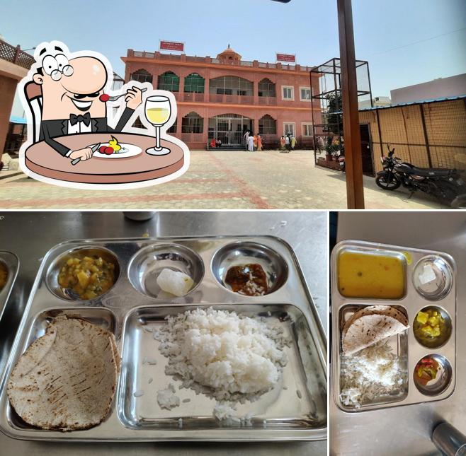 The photo of food and exterior at Shree Ji Rasoi