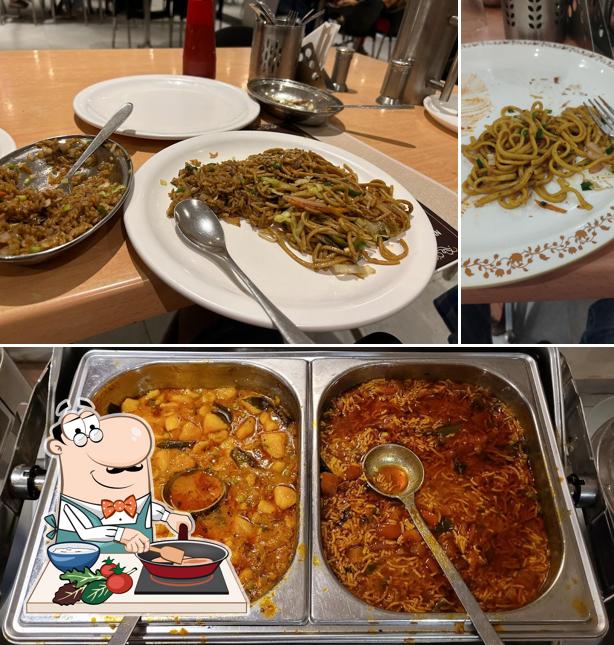 Chicken curry at Sagar Darshan Restaurant