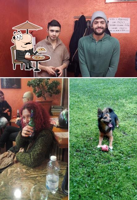 Guarda gli esterni di Pandora Bar