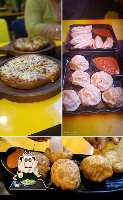 Meals at MomoMia