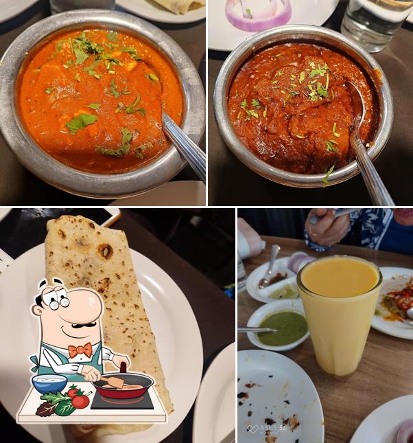 Chicken curry at Shan-E-Punjab Restaurant