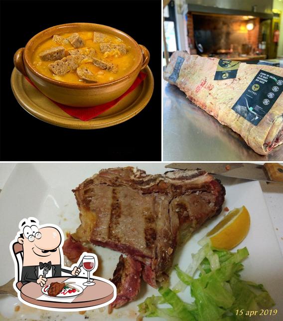 Prova piatti di carne dal menu