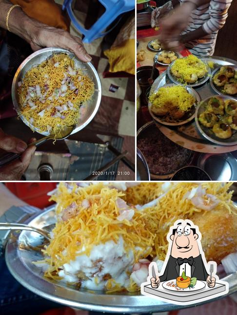 Food at Megha Chat Center