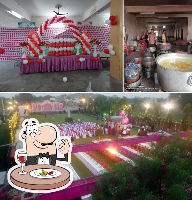 Food at Meera Vatika