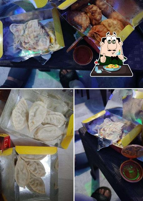 Food at Wow! Momo