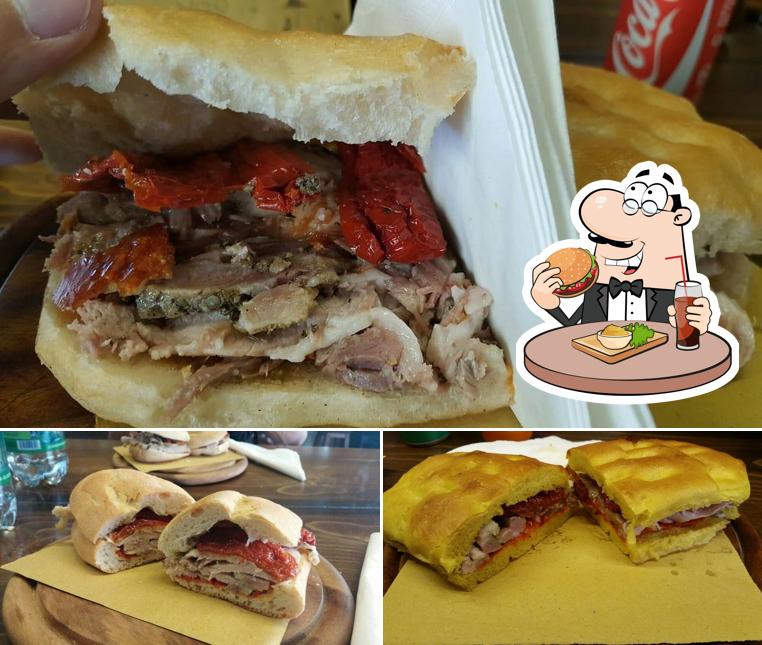 Gustati uno dei tipi di hamburger disponibili a Angrypig Birretta e Porchetta