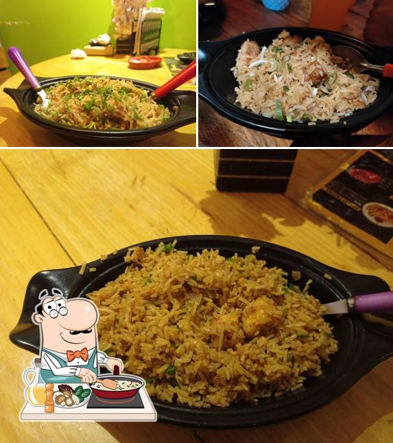 Fried rice at MOMOS MANIA