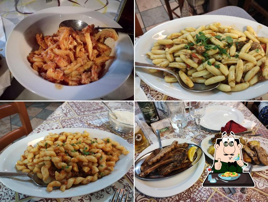 Cibo al Ristorante La Rustica di Giracello Domenico