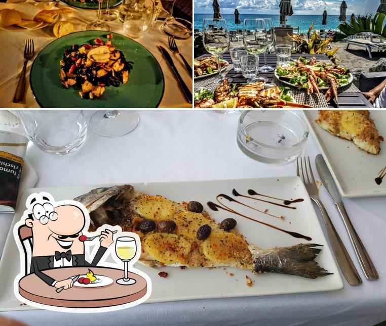 Cibo al Samoa Beach & Restaurant