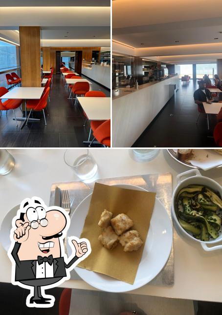 La interni e cibo del ristorante
