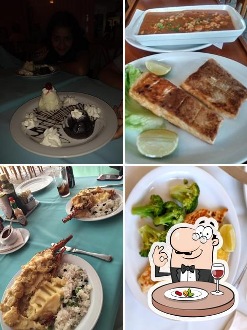 Comida em Restaurante Malibu