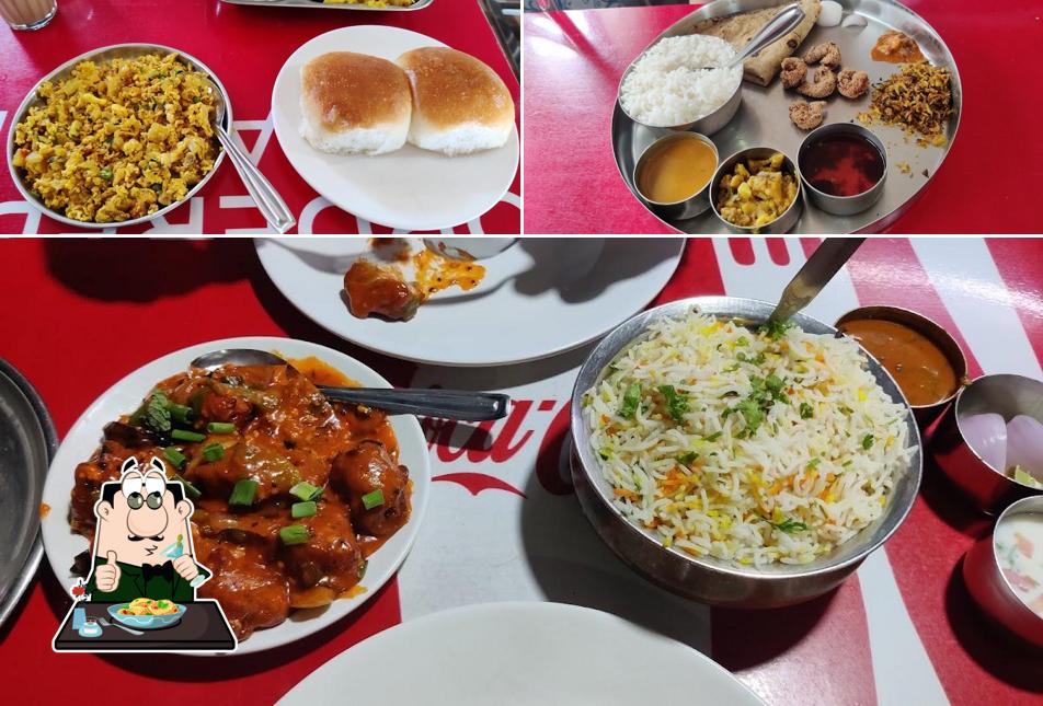 Food at Sri Murugan Family Restaurant