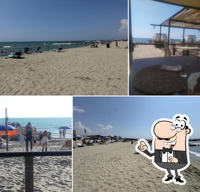 Gli interni di Costa Blue - beach bar | pizza | restaurant