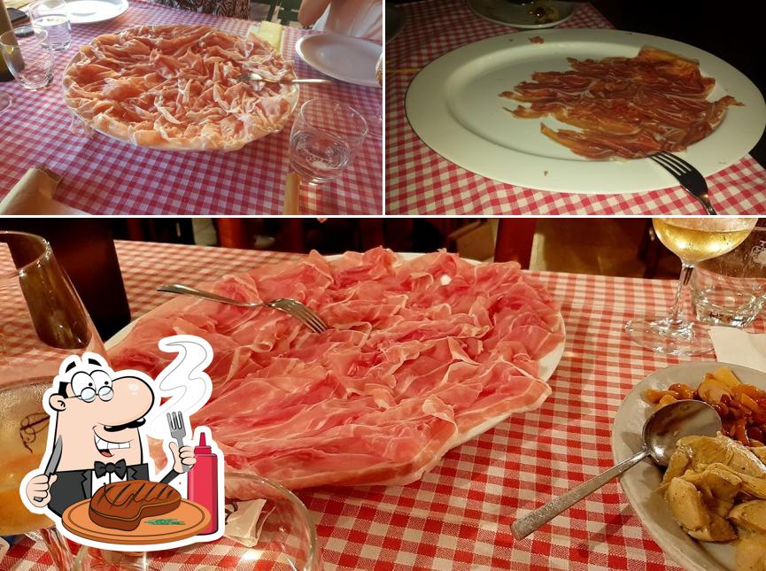 Scegli i un pasto a base di carne a Ai Bintars