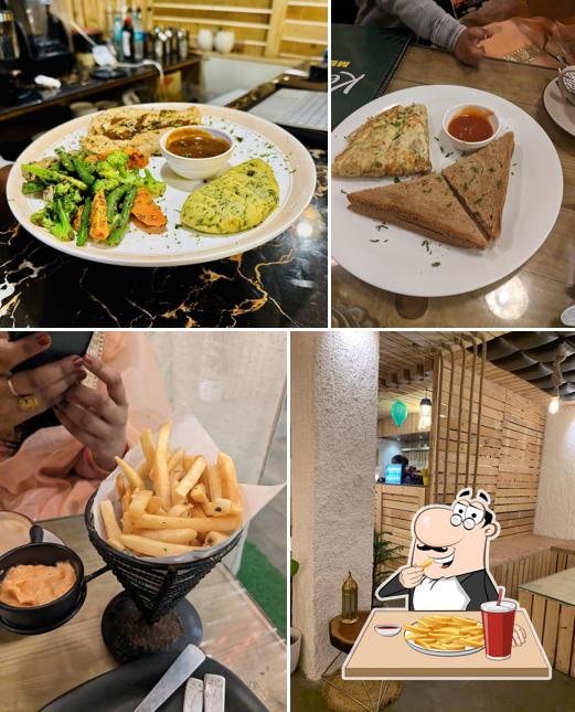 French fries at Kastoor Cafe