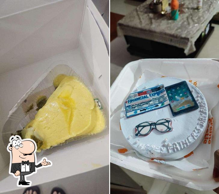 The interior of Creme Castle - Cakes and Desserts