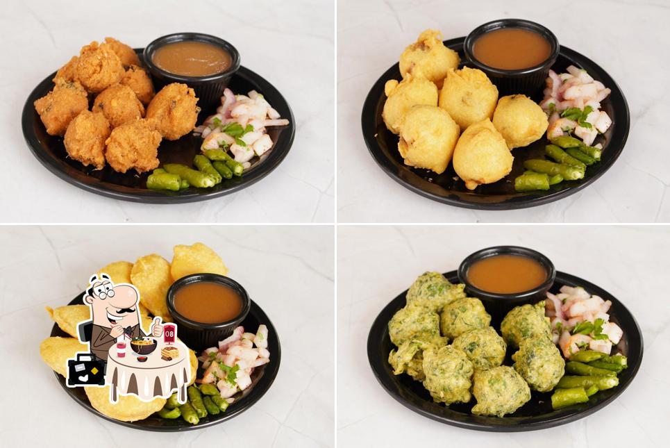 Food at Shree Manmohan Samosa