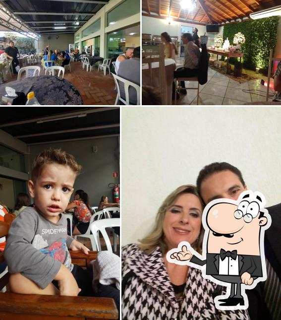 O interior do Buffet Bonatchellos