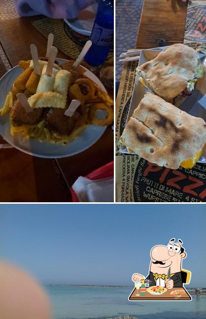 Tra le diverse cose da saloon the beach si possono trovare la cibo e esterno