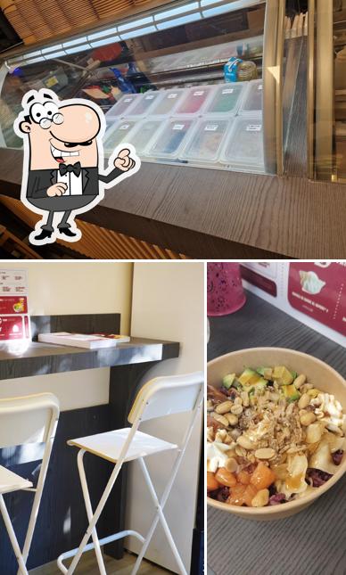 Tra le varie cose da Yame Tea Poké Grosseto si possono trovare la interni e cibo
