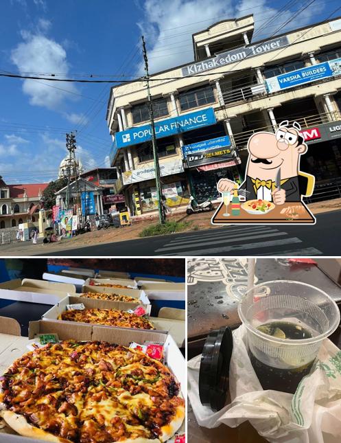 The image of food and exterior at Iris Pizza Hut