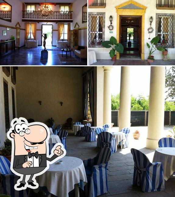 Dai un'occhiata agli interni di La Falce Burger