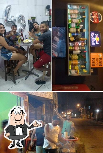 O interior do Bar do Hugo