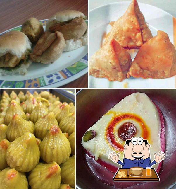 Food at Om Fast Food