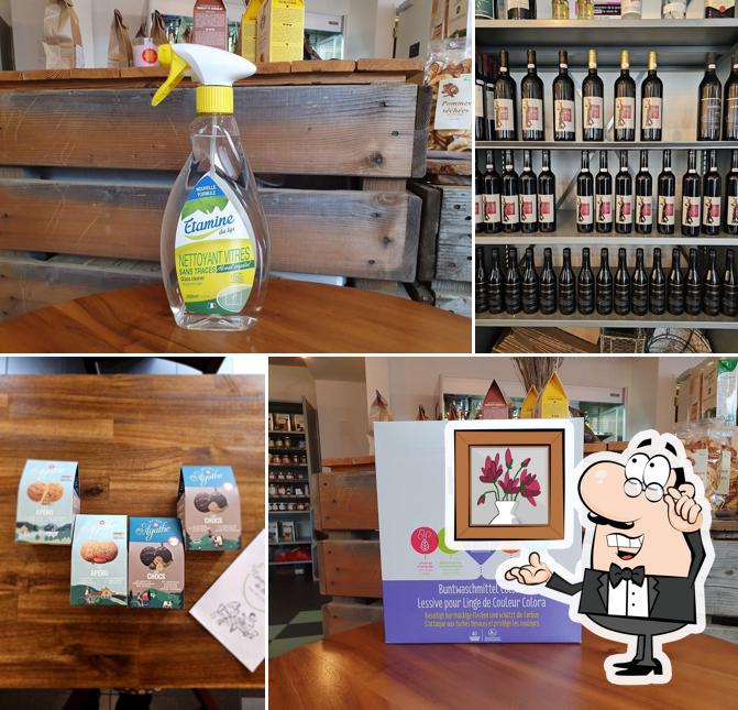 Gli interni di Epicerie et café de Bérée