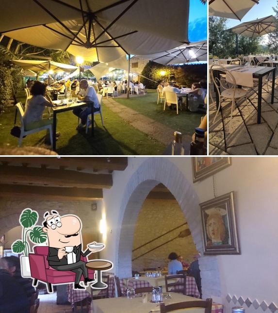 Siediti a un tavolo di Ristorante La Pieve Vecchia