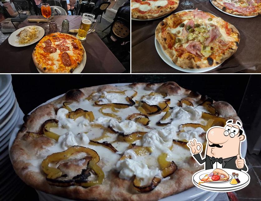 Prova una pizza a La Baresana Trattoria Pizzeria