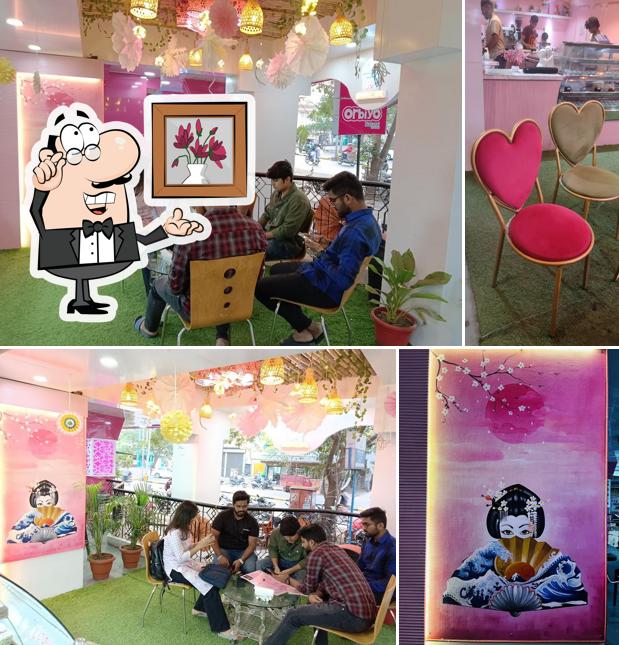 The image of Sakuraa's -The Bubble World’s interior and exterior