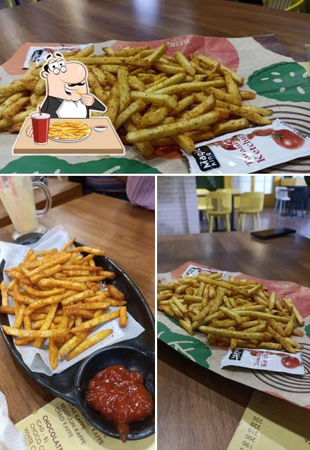 French fries at Cafe Chocolicious