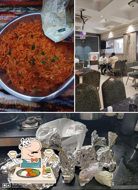 The image of food and interior at Hotel Malhar