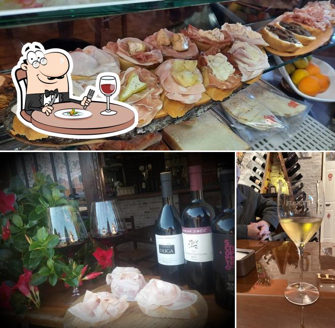 Cibo al ALEXTI ENOTECA