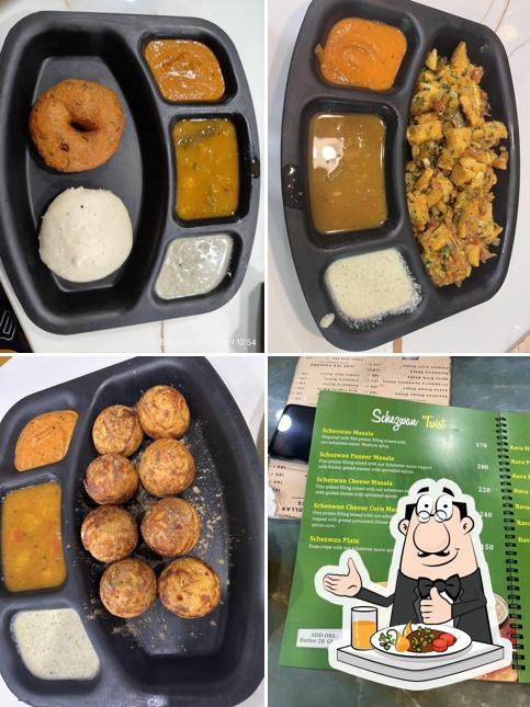 Food at SOUTH तक