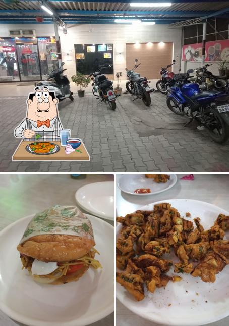 Chicken wings at Baldev AC Dhaba