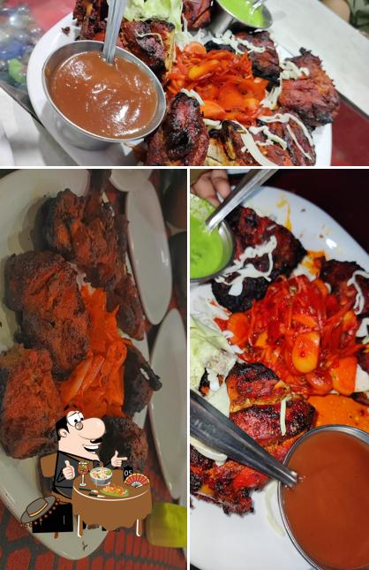 Tandoori chicken at Hotel Delhi Darbar Veg & Nonveg