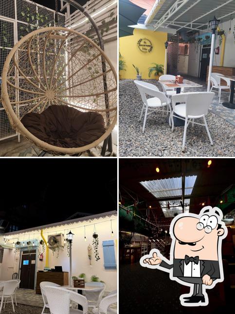 Backyard Bistro Deshbandhupara