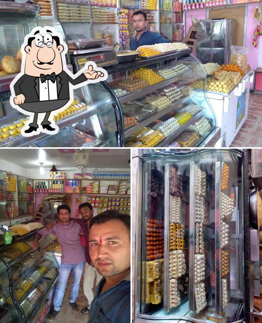 Khetesawar Bikaner Shweet & bakery Warud is distinguished by interior and food