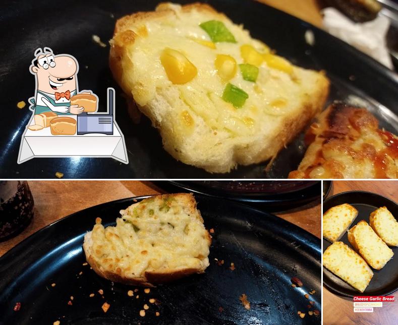 Garlic bread at Buddy's Pizza Rajkot