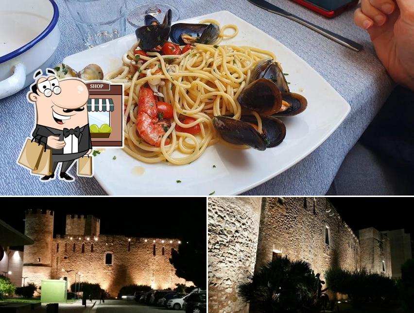 Tano Pescheria si caratterizza per la esterno e cibo