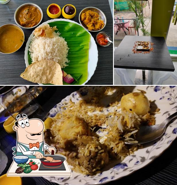 Chicken curry at CRYSTAL INN - A Family Restaurant with Lodging