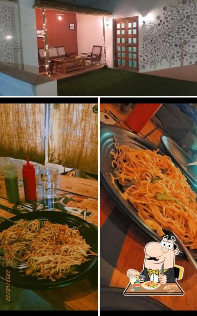 Pad thai at Kashi's Kitchen