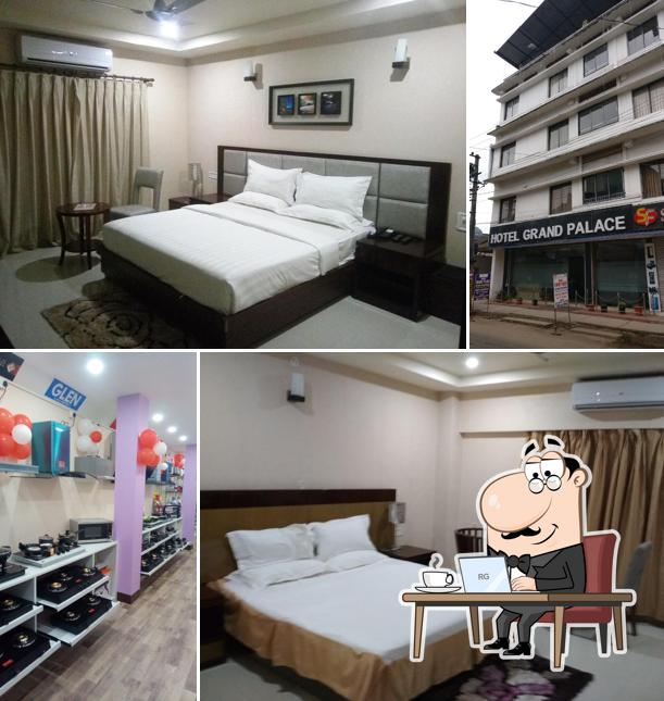 HOTEL GRAND PALACE