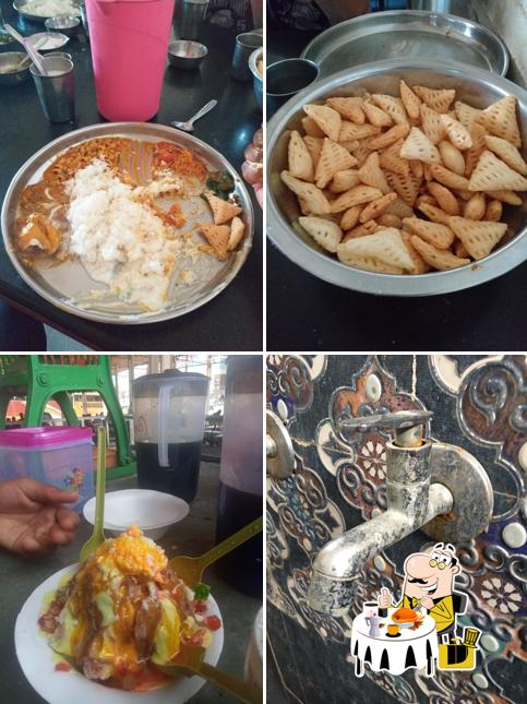 Food at 4 WAY HOTEL