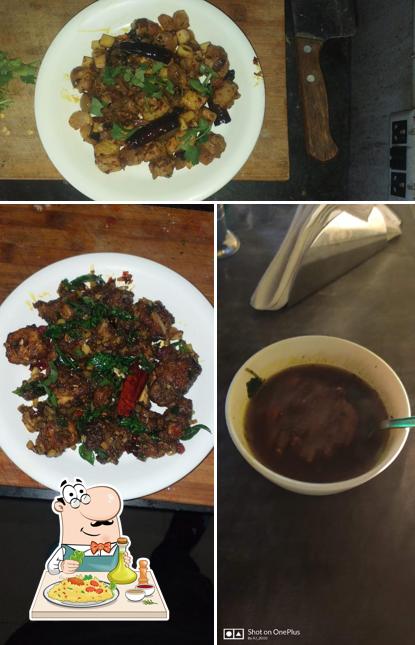 Food at LOUIS SPORTS CLUB
