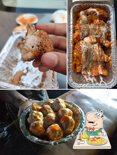Food at LallanTop Momos
