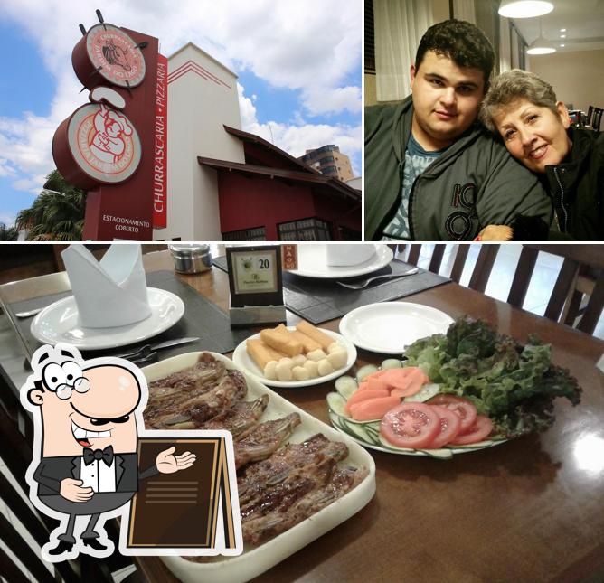 A exterior e comida do restaurante